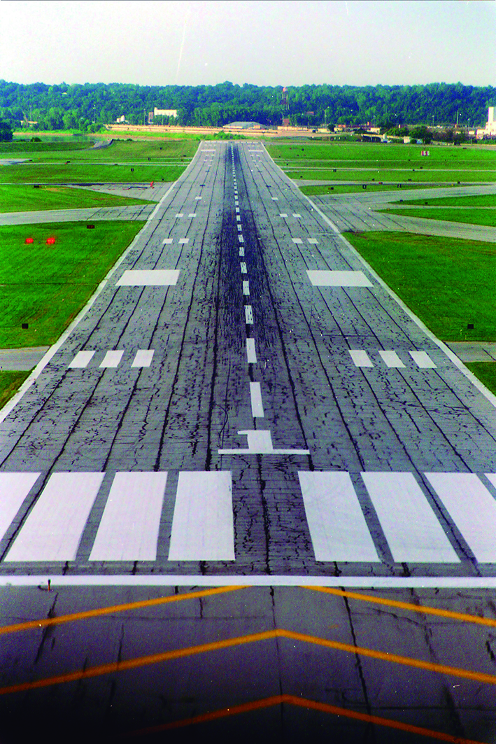 SISDEP Sistema Integral de Detección de objetos en pistas o plataformas de vuelo